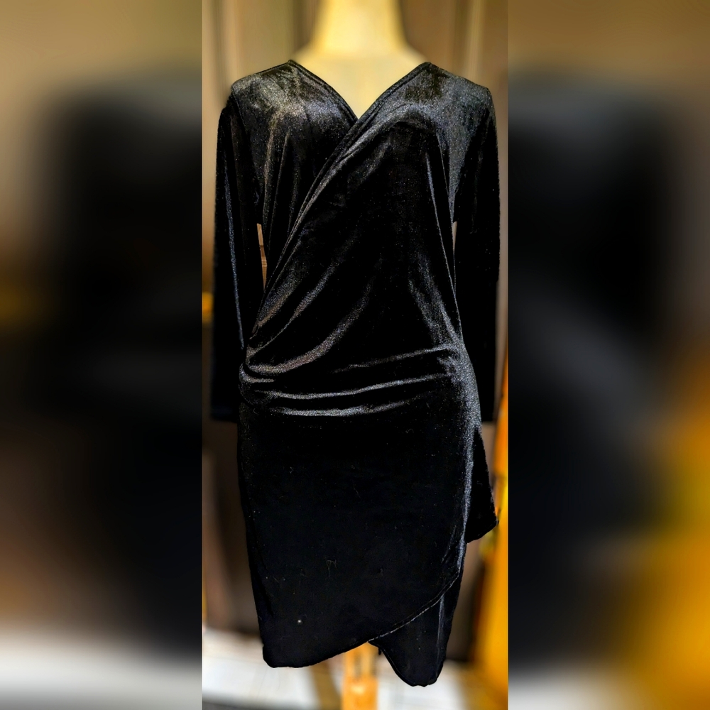 Sexy black velvet midi dress size XL BNWT